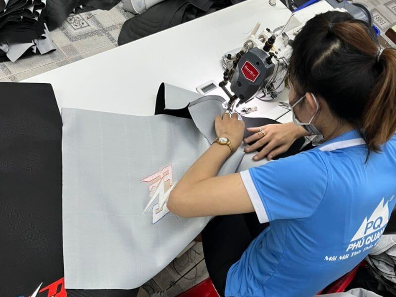 Xưởng sản xuất yên xe máy Phú Quang có mặt trên thị trường vào cuối năm 2009.