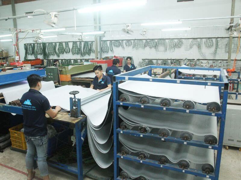 Đôi nét về xưởng sản xuất yên xe máy Phú Quang