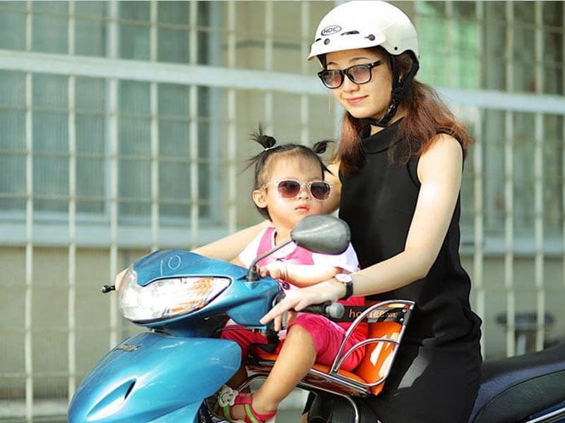 Bật mí cách chọn yên xe máy cho bé đúng chuẩn.