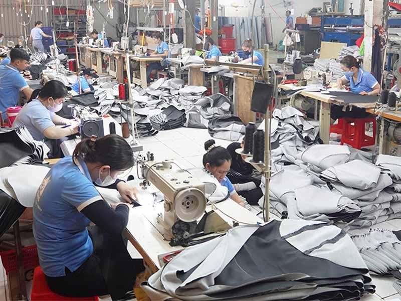 Công ty Yên Xe Phú Quang chuyên sản xuất yên xe wave độ uy tín 12+ năm.