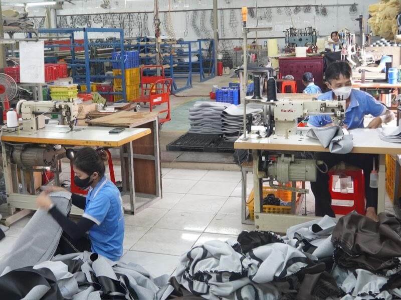 Nhập sỉ bọc yên xe máy tại công ty Phú Quang vốn từ 2xx, toa sỉ tối thiểu 10+ da yên.