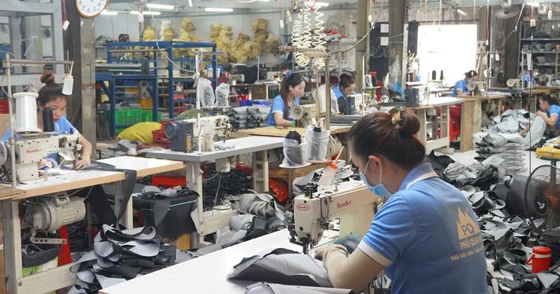 mo-tiem-vo-boc-yen-xe-may-tai-quan-go-vap-lay-nguon-o-dau